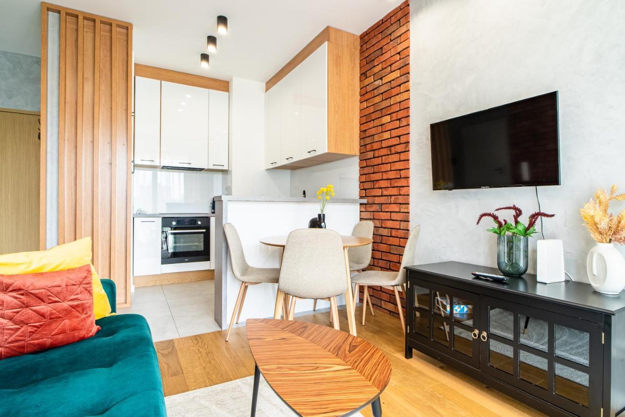 Apartamentysnu, Wola Premium II Z Parkingiem Varsavia Esterno foto