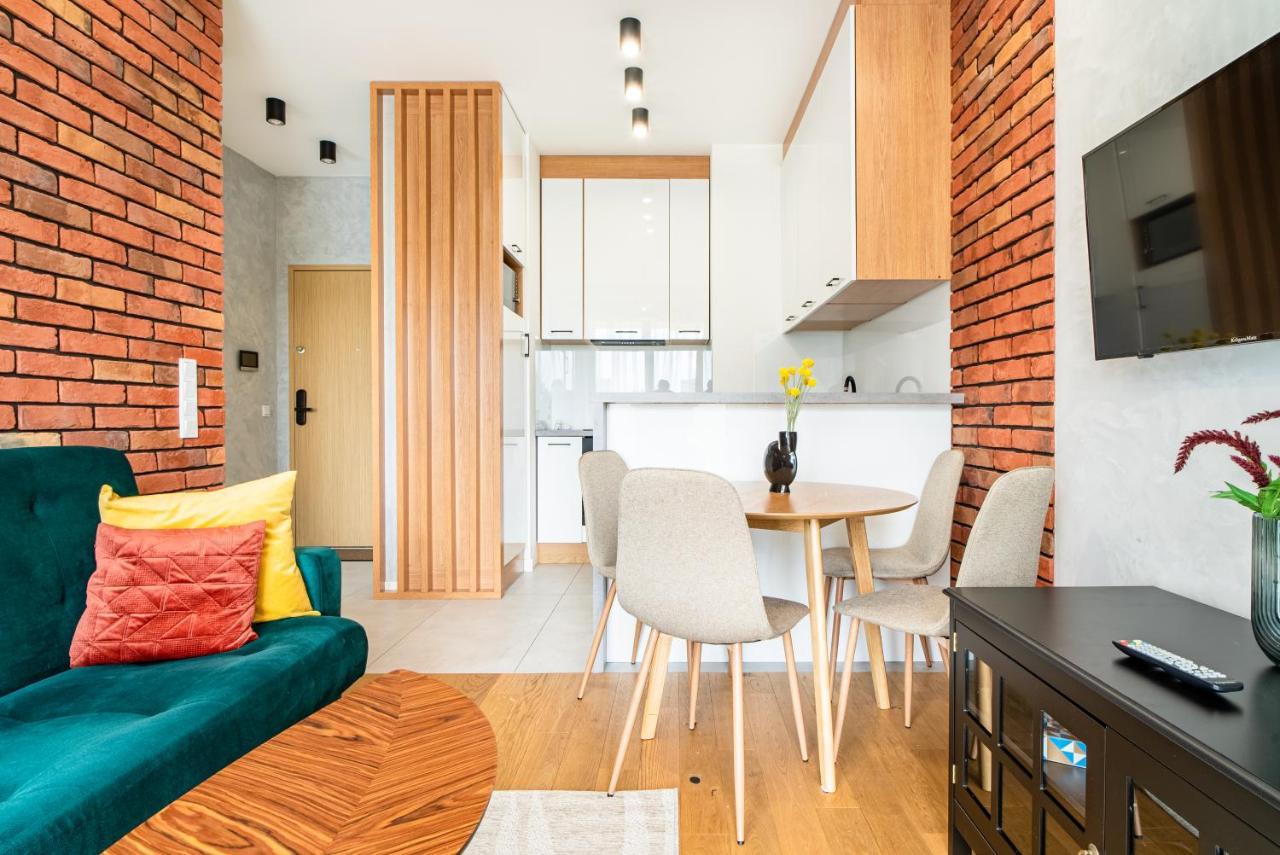 Apartamentysnu, Wola Premium II Z Parkingiem Varsavia Esterno foto