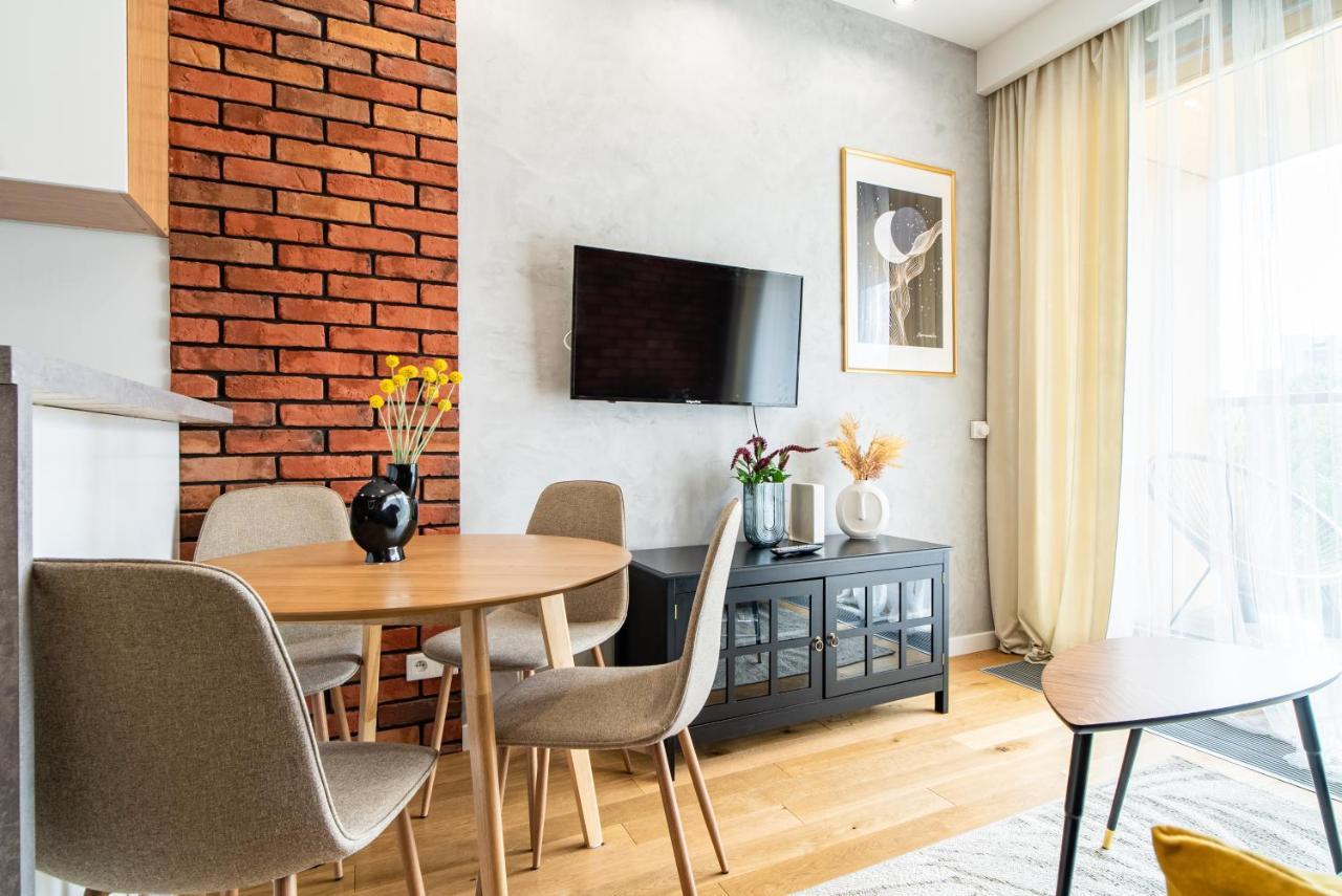 Apartamentysnu, Wola Premium II Z Parkingiem Varsavia Esterno foto